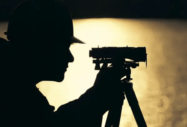 皇冠信用网正网_国安部：夏某表面是爱心人士皇冠信用网正网，却悄悄记录中国军事管理区数据，引诱村民提供敏感信息