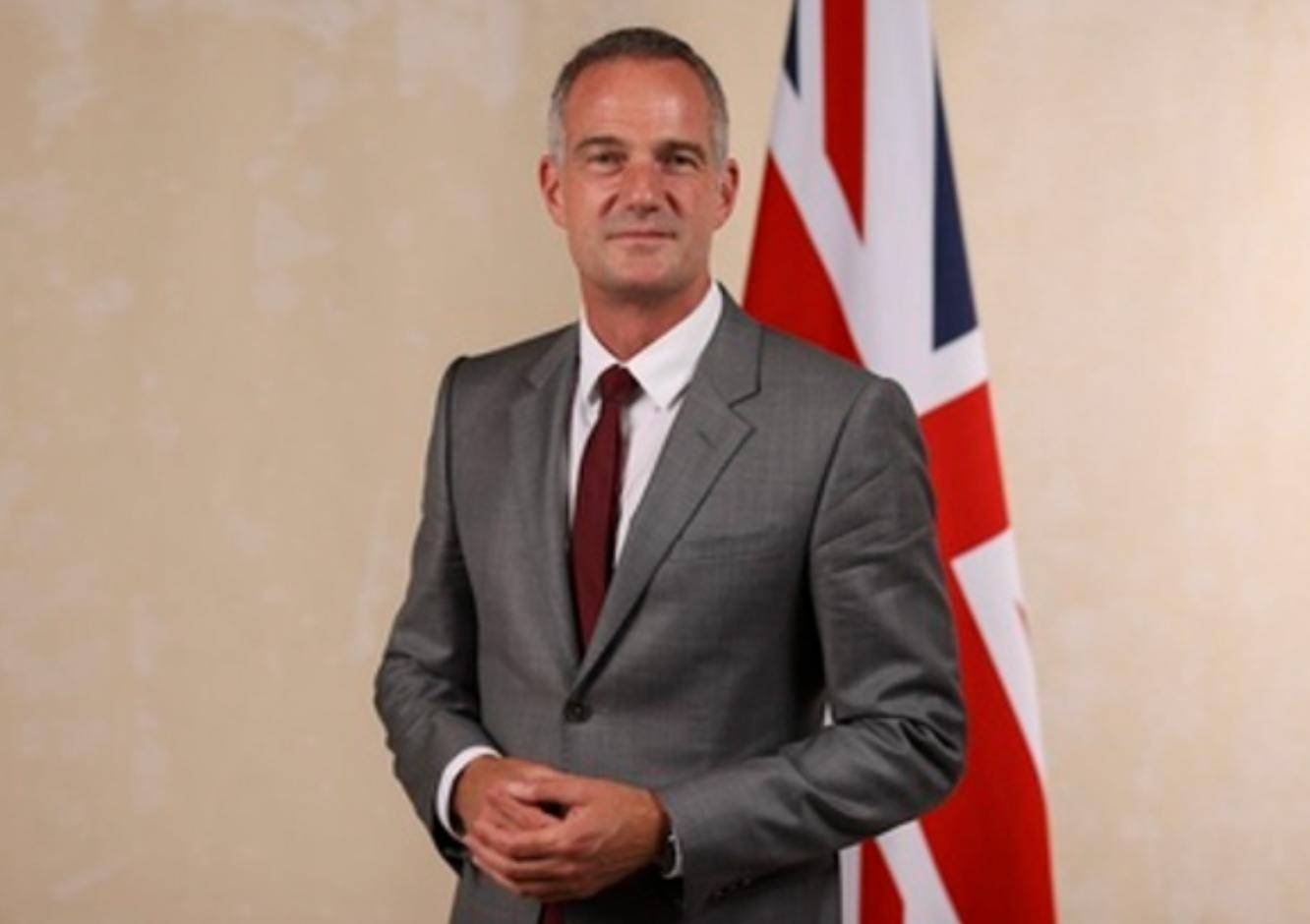 外围买球app十大平台_阅兵结束后外围买球app十大平台，欧洲高层连续访问中国，中方给予最高规格的接待，英方表态引关注