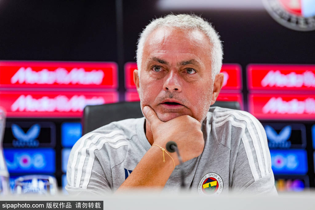 捷克甲组联赛_迅速再就业捷克甲组联赛？曝穆里尼奥有望回归本菲卡 上月被其踢下课