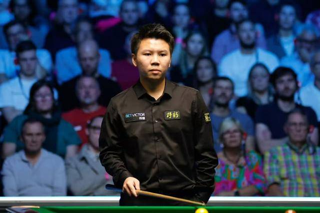 皇冠信用盘足球代理_绝地逆转只差一步 周跃龙获得斯诺克英格兰公开赛亚军