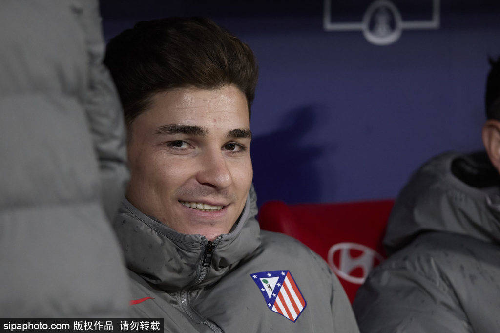 皇冠信用网出租足球_四大皆空！维尼修斯获金球奖第16皇冠信用网出租足球，去年41分之差不敌罗德里获第2