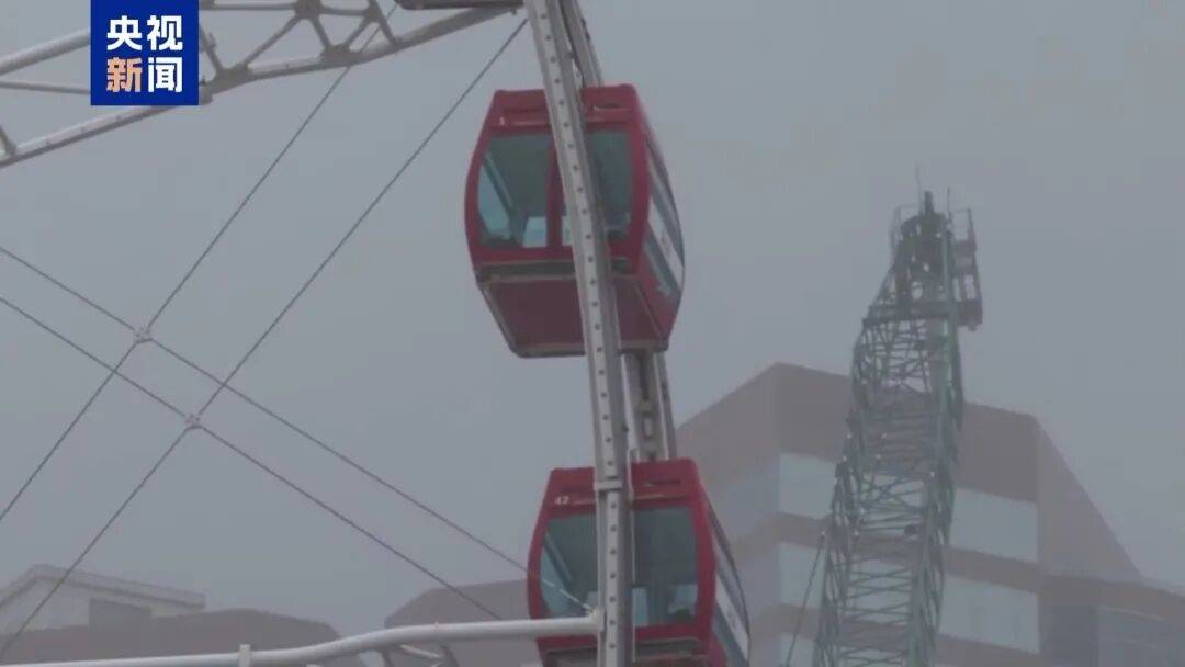 皇冠信用网押金多少_香港一酒店大门被海水冲破皇冠信用网押金多少，海水倒灌有人被冲倒，涉事酒店：未造成伤亡，仍在营业