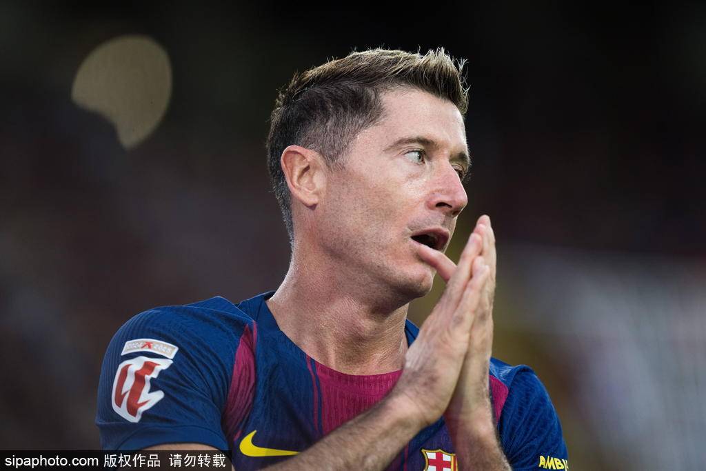 保加利亚甲组联赛_西甲-亚马尔助攻莱万破门 巴萨连场逆转2-1皇家社会登顶