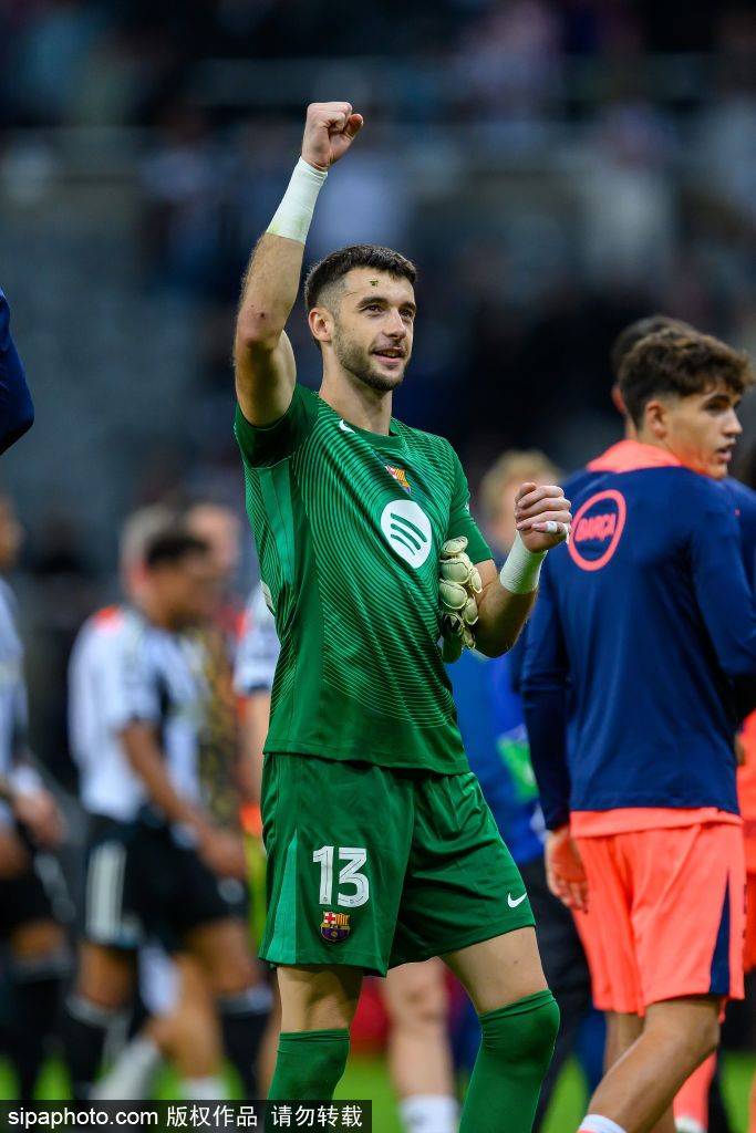 皇冠信用最新地址_巴塞罗那高层揭示拉什福德在曼联失意的真正原因