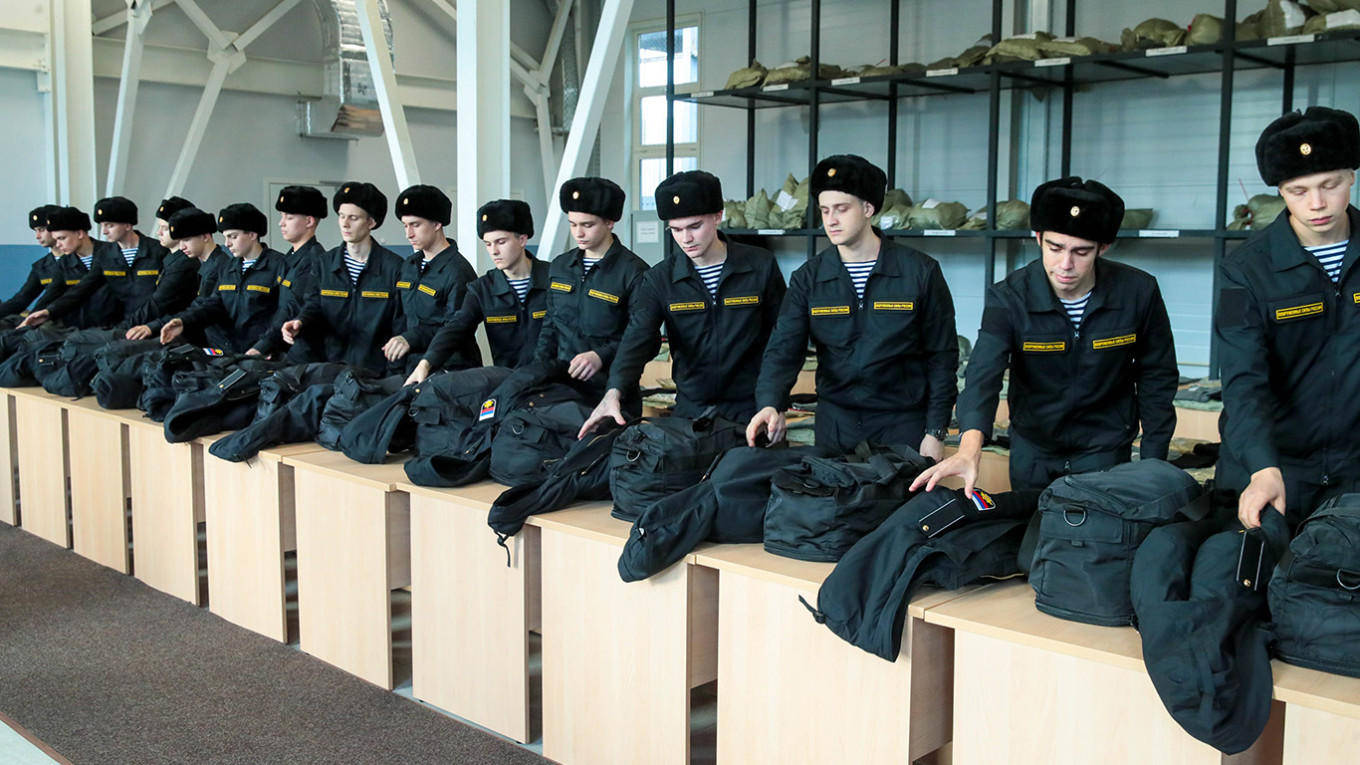 皇冠登录网址_18岁-30岁、13.5万人皇冠登录网址,俄罗斯近9年来最大规模秋季征兵拉开序幕