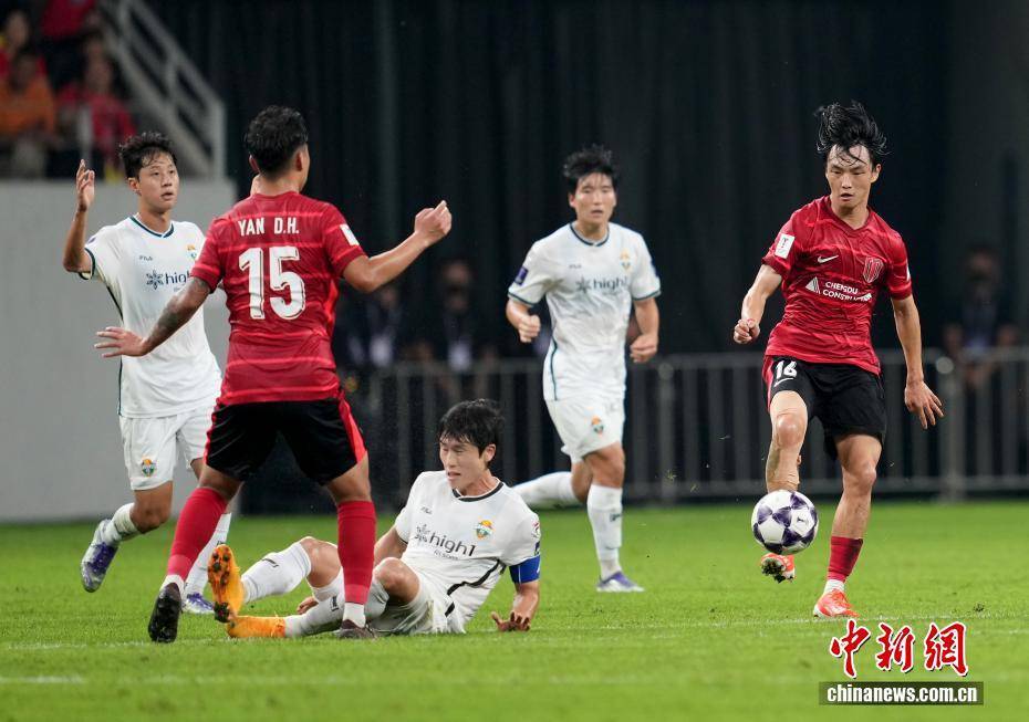 如何申请皇冠信用網_2025/2026亚足联冠军精英联赛第2轮：成都蓉城队1比0胜韩国江原FC队