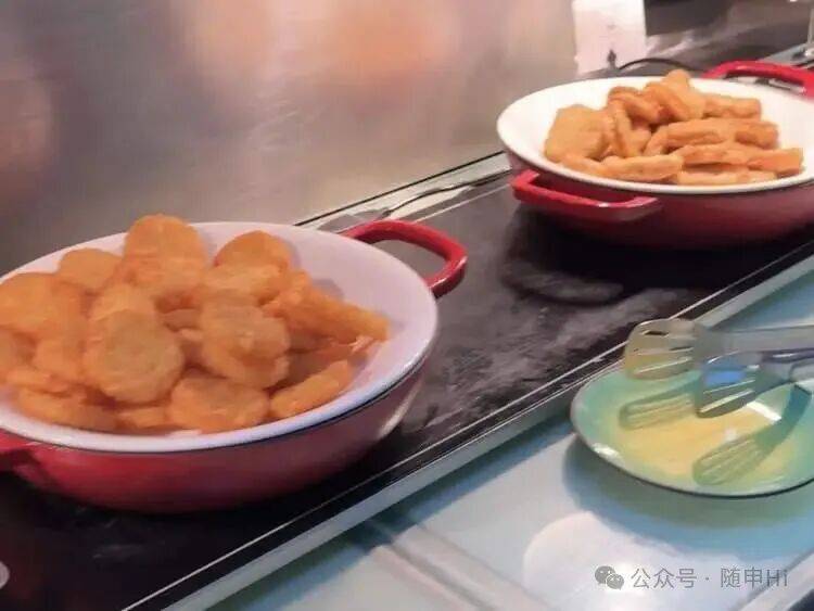 皇冠信用网怎么弄_上海五星级酒店皇冠信用网怎么弄,突然大排长龙!25元装满满一盒,菜品可自选,市民直呼划算