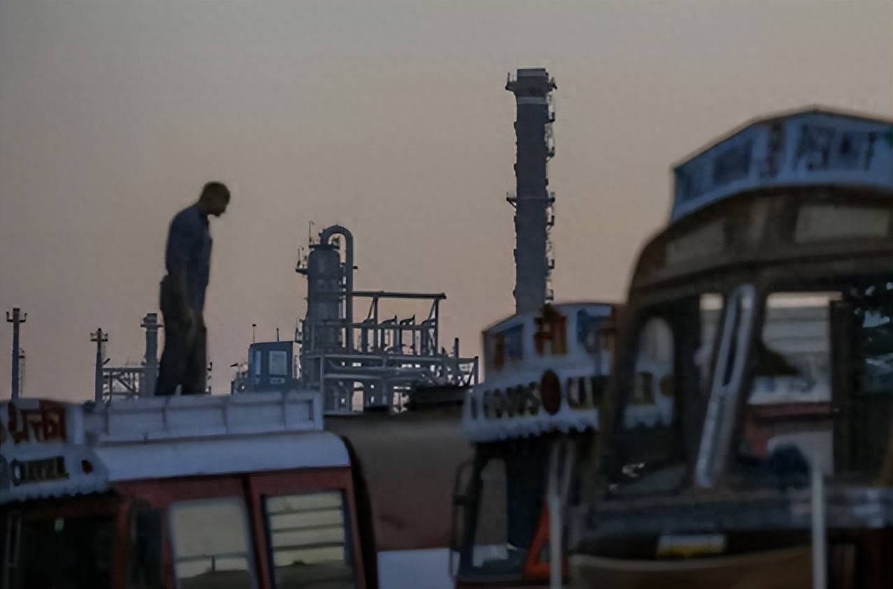 皇冠信用网账号开通_俄罗斯勒令用人民币结算皇冠信用网账号开通，莫迪政府老老实实照办，彻底放弃了挣扎