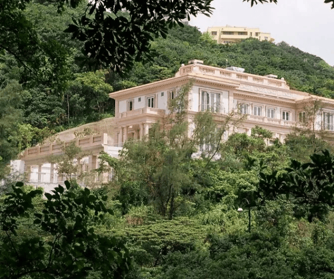 怎么注册皇冠信用盘_香港顶级豪宅“山顶道1号”发生命案怎么注册皇冠信用盘，31岁菲佣在房内自尽；金庸夫妇曾居住11年，市价超5.6亿港元或成香港最贵凶宅