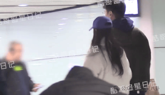 hga035会员注册_他俩没分手但被拍到吵架了hga035会员注册，吵得很凶......