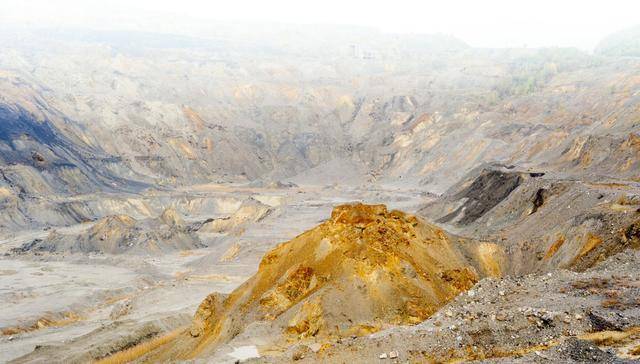 皇冠信用代理流程_从讨好中国到重启关税战皇冠信用代理流程，特朗普的暴怒藏不住：中国反制太精准！