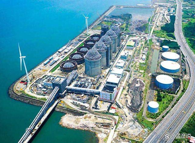 皇冠信用網如何注册
_一旦大陆收复台湾皇冠信用網如何注册
,岛内的一处致命弱点,将让台湾撑不到2周?