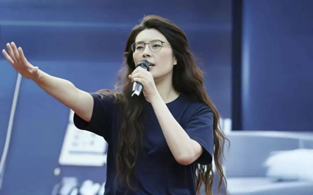 皇冠信用網在线开户_郑丽文当选中国国民党主席皇冠信用網在线开户，朱立伦表达恭喜