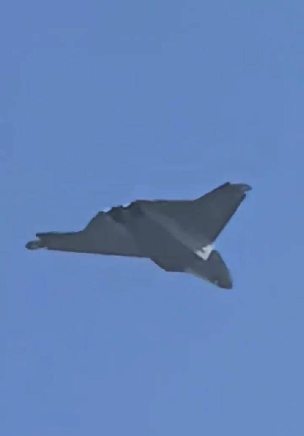 世界杯信用网如何注册_无空速管世界杯信用网如何注册，疑似第二架歼-50：美国精神胜利法，新六代机东亚决战