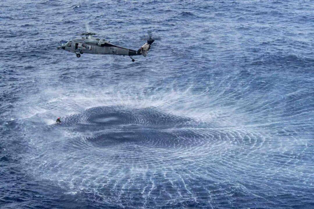 皇冠信用盘如何注册
_美海军在南海连摔两架飞机皇冠信用盘如何注册
,因电磁攻击?中国军号发文