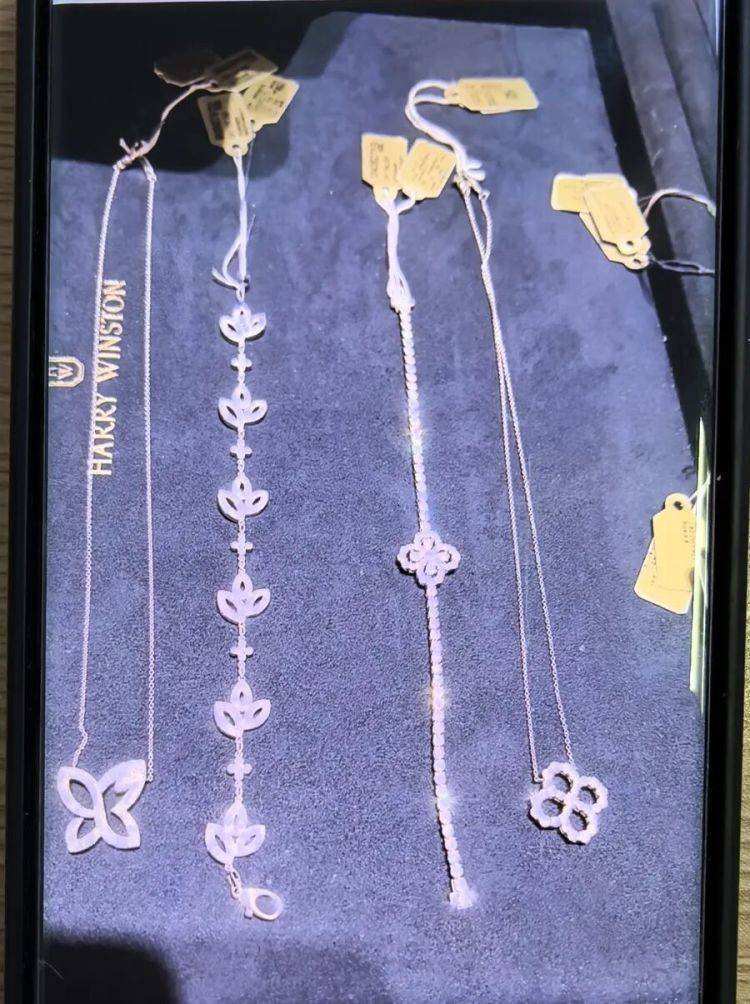 足球信用网注册_事发上海！女子崩溃“他昨晚还在我家吃饭”足球信用网注册，聊天记录曝光诈骗细节