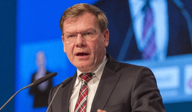 足球信用盘代理_默克尔预言成真！外长取消访华足球信用盘代理，德国国内声音变了，中方这次不客气了，默茨火速对华做出保证