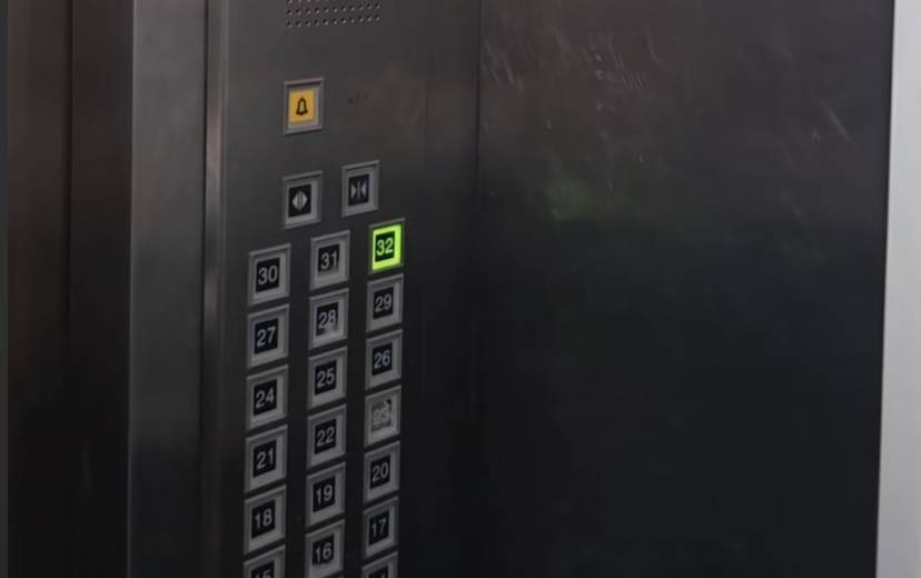 足球平台代理怎么做
_上海一对婆媳因阻碍加梯足球平台代理怎么做
,与五位邻居“大打出手”!