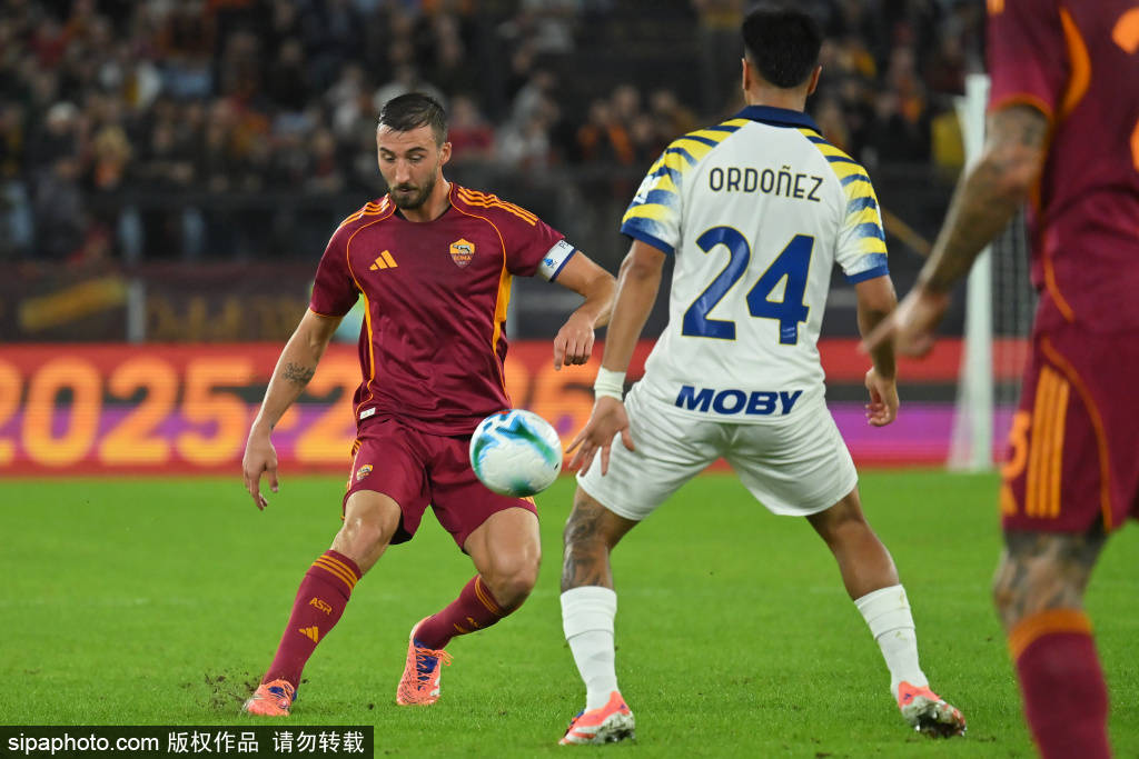 买篮球app_莱奥的突破与帕夫洛维奇的致命一击：AC米兰如何在意甲第10轮掌控罗马