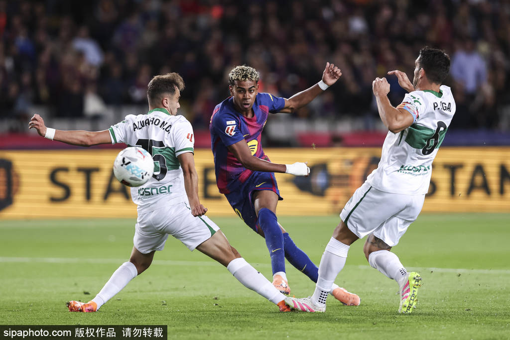 世界杯足球投注_西甲-亚马尔破门拉什福德建功 巴萨3-1埃尔切仍落后5分