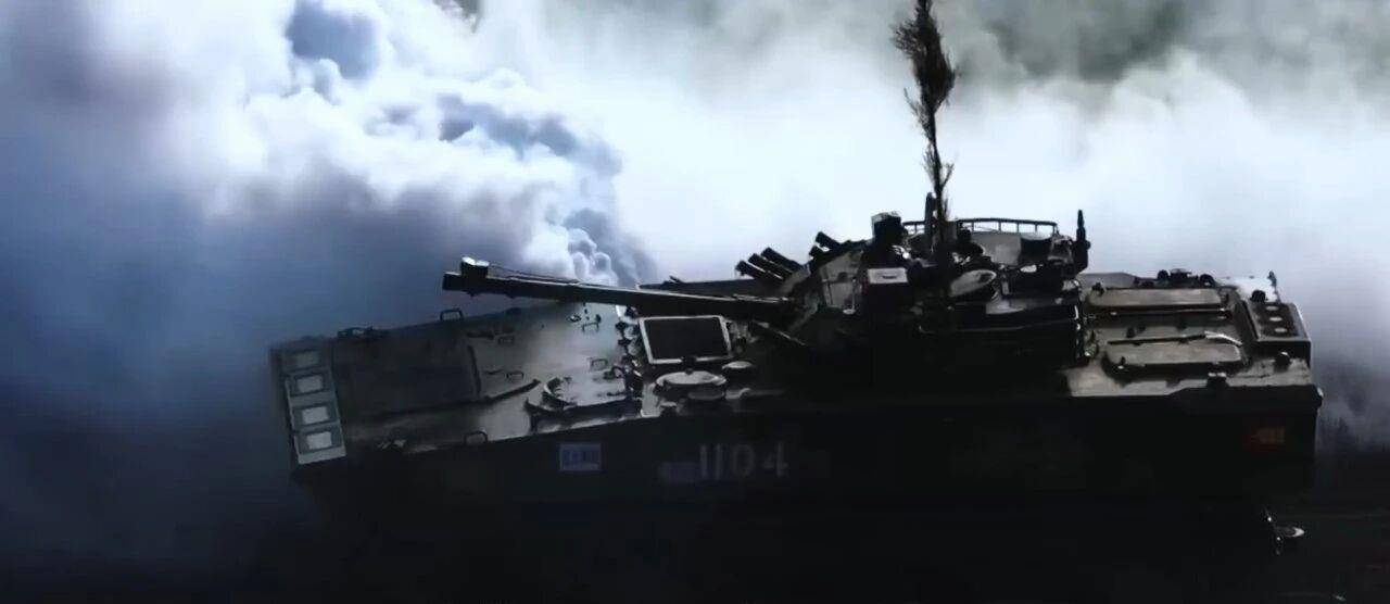 首尔叁星迅雷 vs 安阳正官庄 RB_大场面！机器狗、无人机开路首尔叁星迅雷 vs 安阳正官庄 RB，实兵对抗演练画面公布