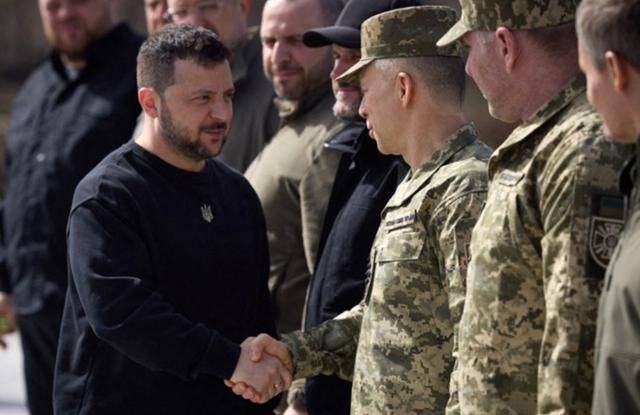 皇冠登一登二登三区别_红军城陷落在即皇冠登一登二登三区别，德媒紧急提醒乌克兰：再不撤就要人地尽失