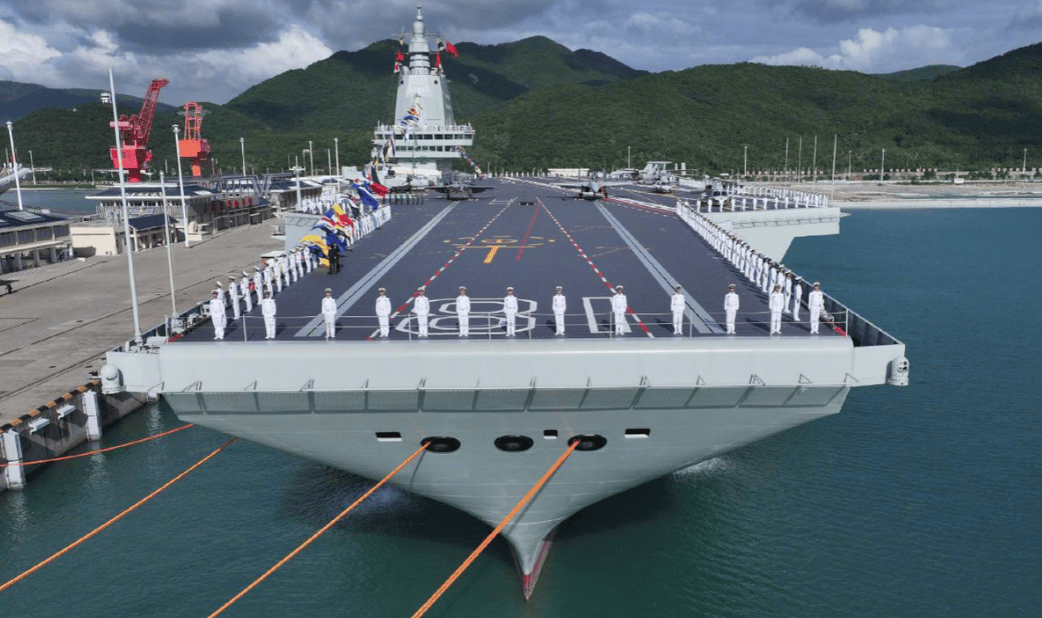 正版皇冠信用网出租_福建舰入列后正版皇冠信用网出租，美国人感叹：要么击沉它，要么我们就得学中国一样会用筷子