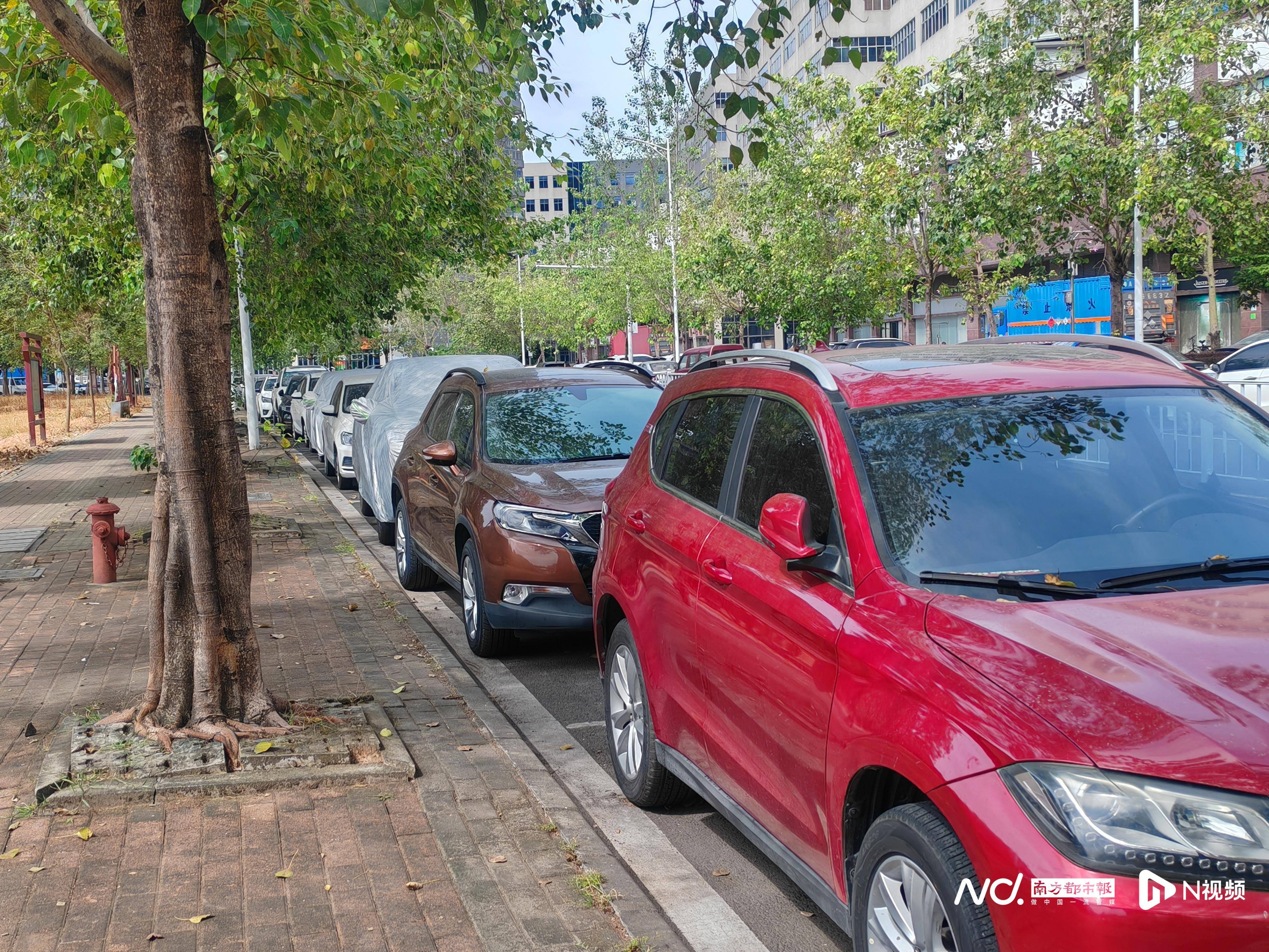 皇冠信用网登2代理_东莞一村告示：停放超过五日的“僵尸车”皇冠信用网登2代理，或将拖车处理