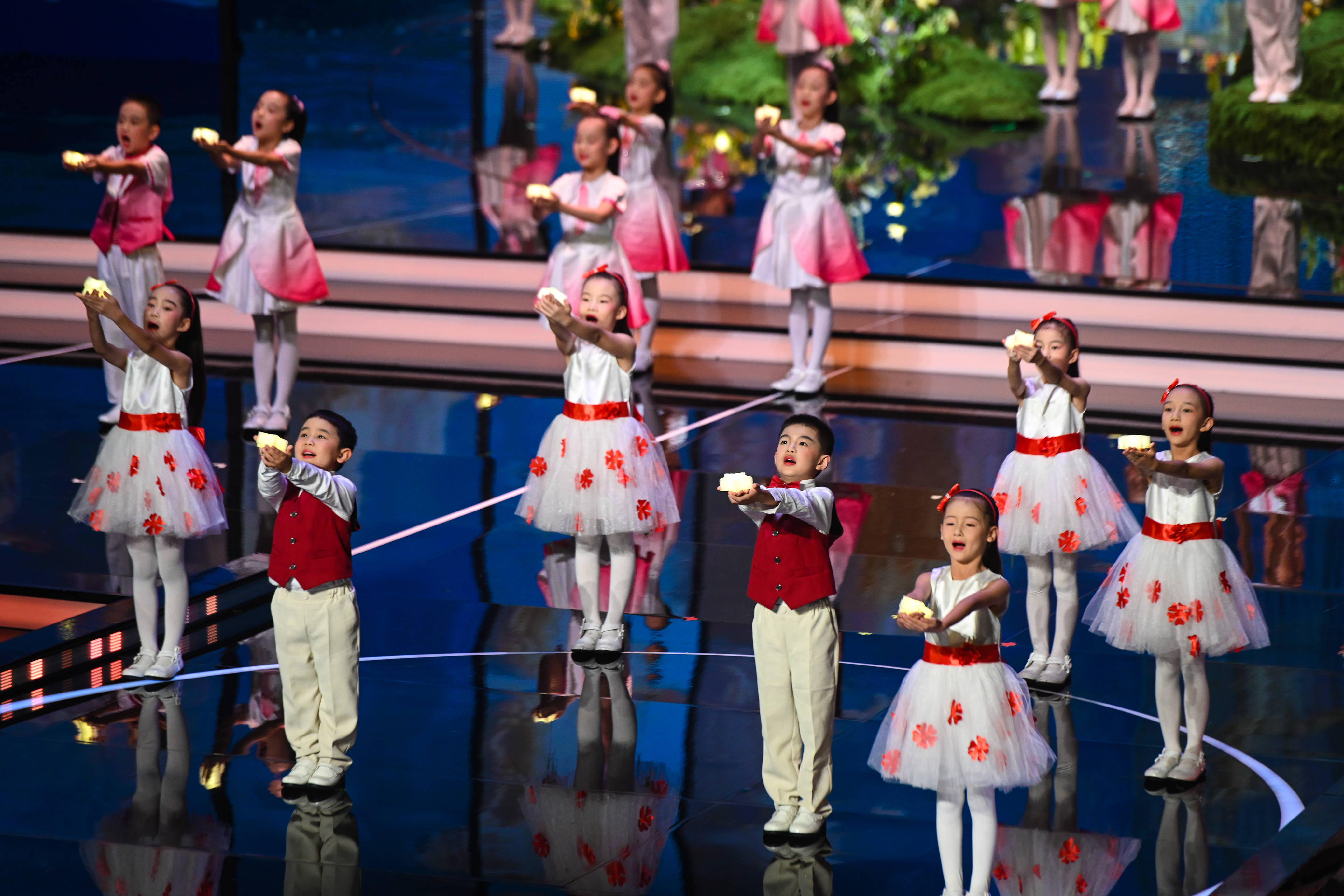 怎么开皇冠信用平台_2025年中国金鸡百花电影节开幕