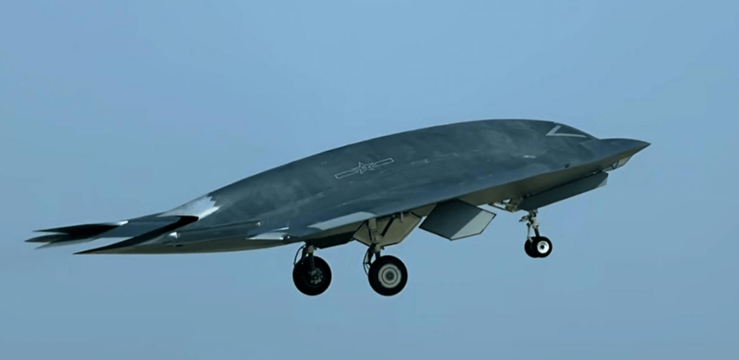 皇冠信用网站
_福建舰上班后皇冠信用网站
,中国空军也不藏了!轰隆一声巨响,歼20旁多了架新战机