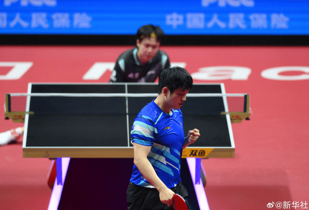 正版皇冠信用盘代理_樊振东点赞王楚钦“是中国队绝对的领军人物”正版皇冠信用盘代理，王楚钦回应输球：思想出现问题