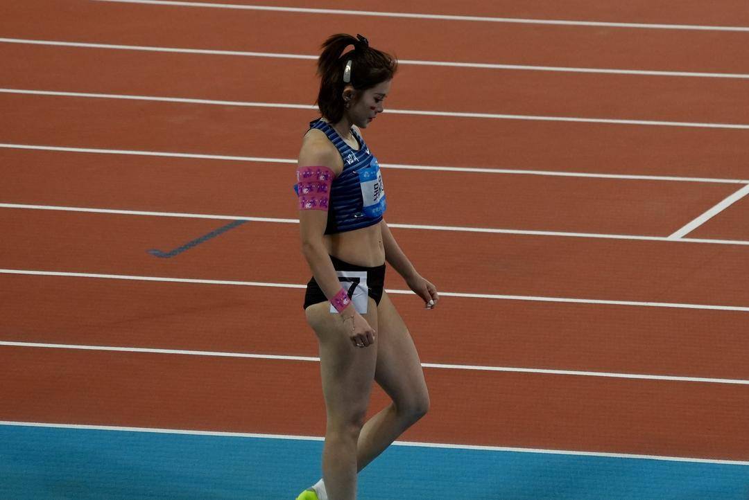 皇冠会员如何申请_差0.04秒皇冠会员如何申请，吴艳妮再获全运会100米栏银牌 她说：不确定还有没有下一届全运会