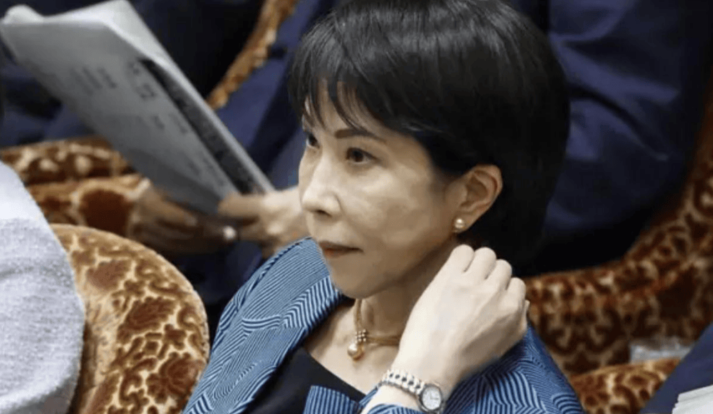 皇冠信用盘代理申条件_日本前首相背书皇冠信用盘代理申条件，高市早苗已经撤回了涉台言论？中方4个字拆穿日本心态！