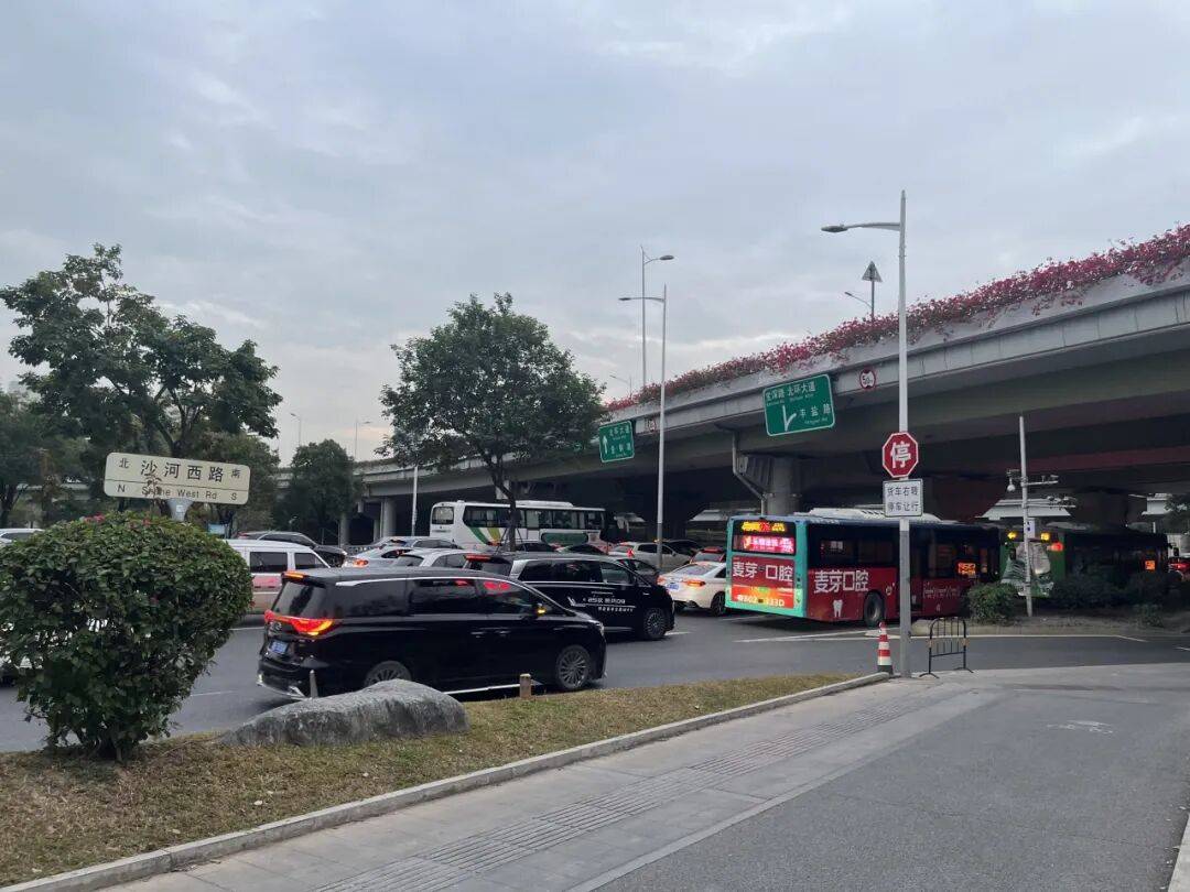 欧洲区附加赛C组
_“等到车熄火”!深圳一主干道欧洲区附加赛C组
,因封路导致拥堵!多部门研究疏解方案