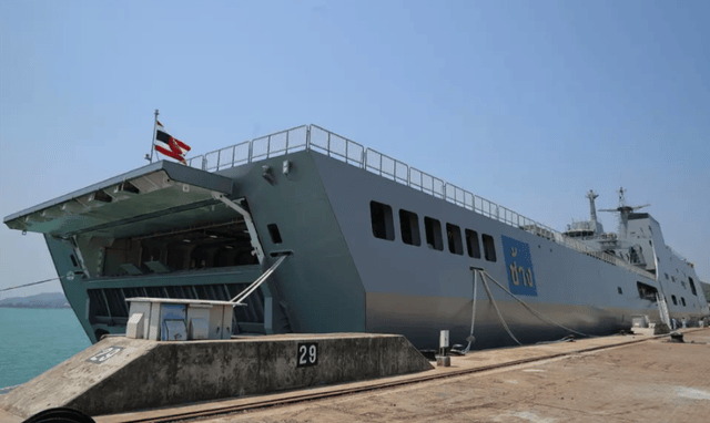 皇冠客服_柬埔寨炸大坝阻泰军皇冠客服，绵延73公里洪泛区，重演“花园口惨剧”？