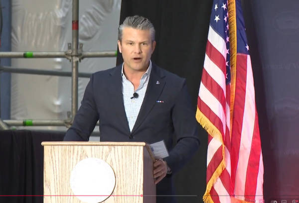 瓦埃勒vs米迪兰特_美防长：我们忙着当世界警察瓦埃勒vs米迪兰特，看看中国在干啥