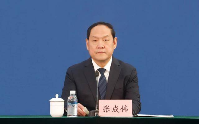 皇冠信用网代理最高占成
_162℃!山东东营地下4000米深发现天然“沸腾热水库”皇冠信用网代理最高占成
,能发电、生产,还能供暖