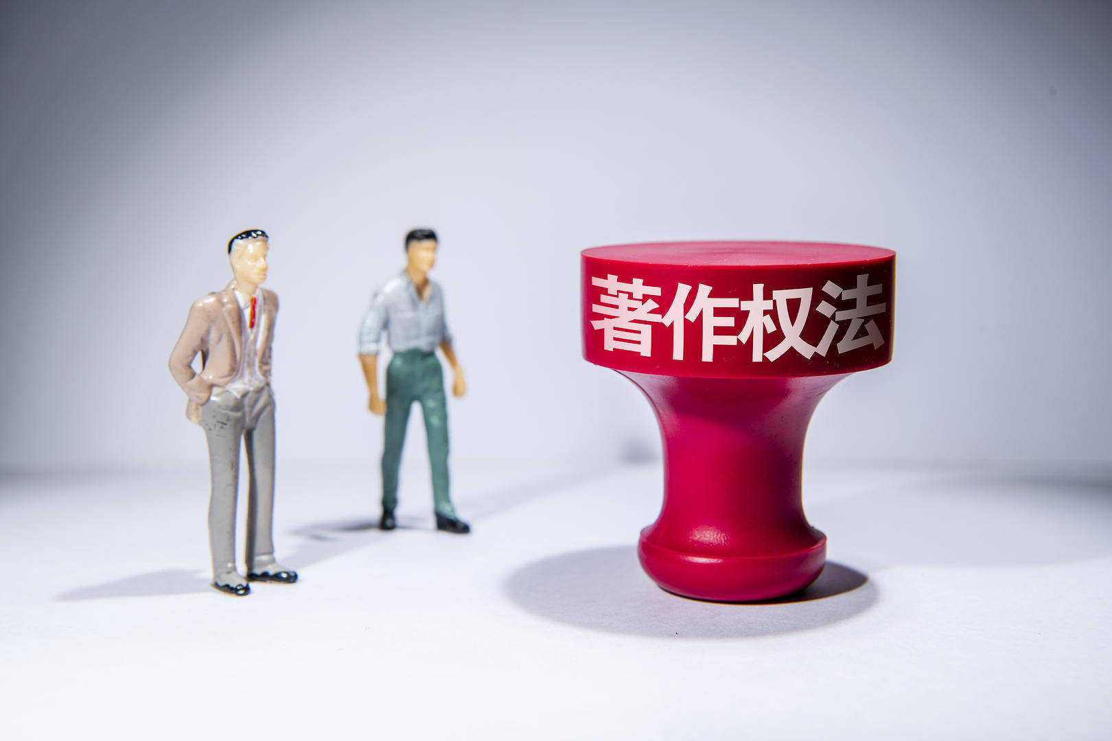 皇冠信用网会员注册网址_邀请歌手在企业年会上唱歌皇冠信用网会员注册网址,被判赔偿4万元,律师:“合理使用”有边界