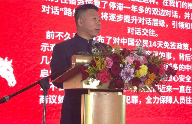 信用盘怎么开户_菲律宾官员刚登岛宣誓主权信用盘怎么开户,手机就收到中国的短信,6个字伤害性很大