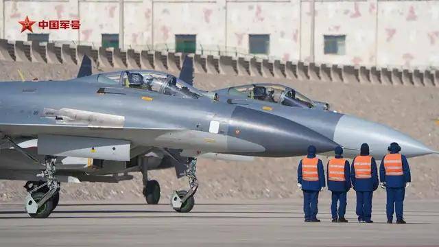 皇冠信用网去哪里弄_三代同堂皇冠信用网去哪里弄!央视首次出现歼-11、歼-11BS、歼-11BG同框画面