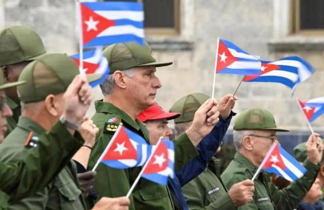 皇冠信用网登2代理_中国送粮俄罗斯送油皇冠信用网登2代理，大批记者登船，特朗普清楚：想啃下古巴不容易