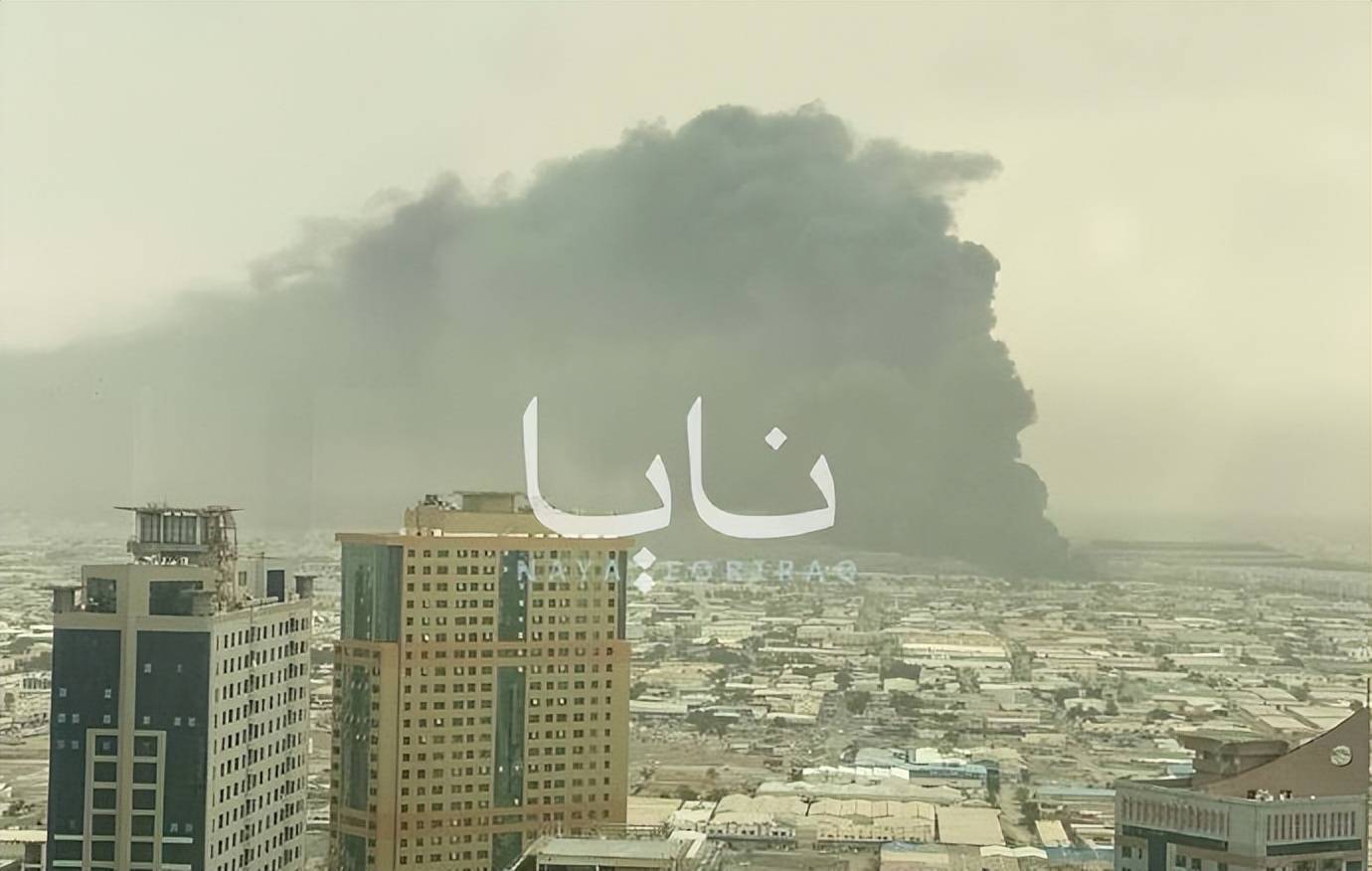 皇冠足球平台代理_浓烟遮天蔽日！阿联酋快顶不住了皇冠足球平台代理，以军承认伊朗还有一半发射器！