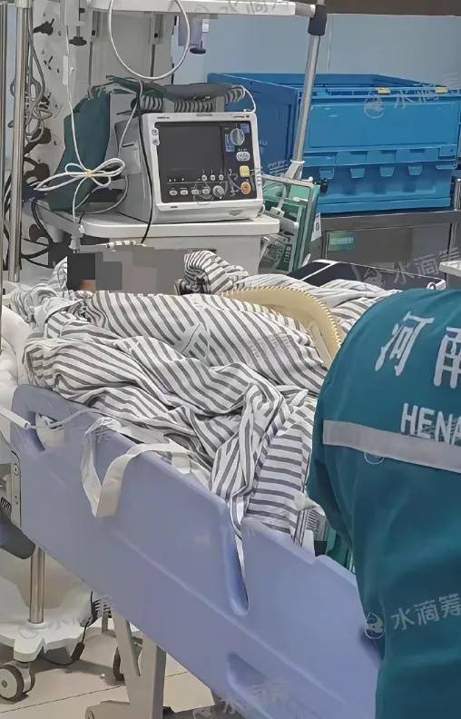 皇冠世界杯盘口_河南13岁被锁喉男孩赴京治疗后已脱离生命危险皇冠世界杯盘口，拉绳老人已被采取刑事强制措施