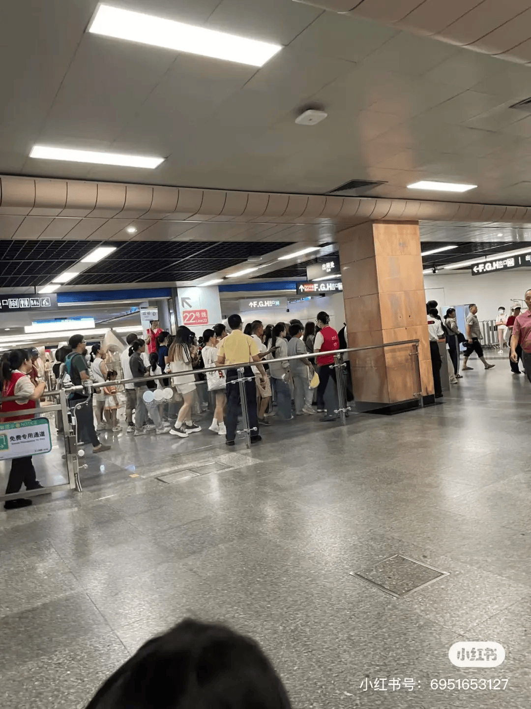 皇冠体育
_“感觉这两天全世界都来了”!广州白鹅潭万象城通知:出于公众安全考量皇冠体育
,取消10月1日至10月3日灯光秀活动,致以最诚挚歉意