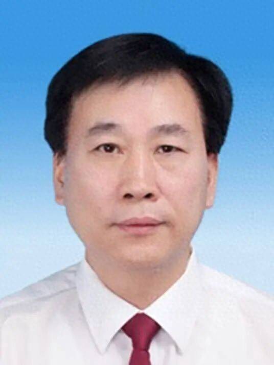比利时杯
_厦门市委常委、市纪委书记严志铭比利时杯
,辞去厦门市监委主任职务;曾任龙岩市委秘书长、福建省纪委驻省农业厅纪律检查组组长、宁德市纪委书记